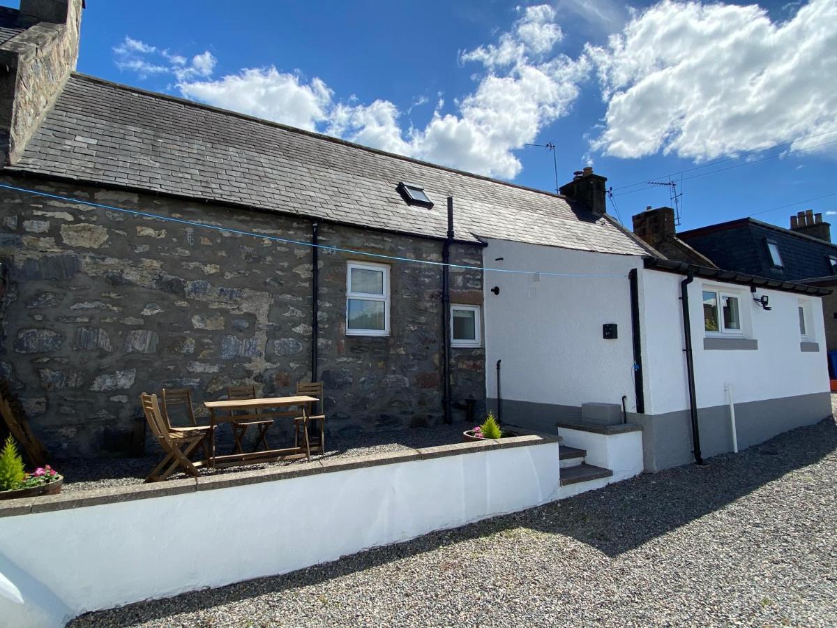 Islas Cottage, A Home In The Heart Of Speyside Dufftown Exterior photo